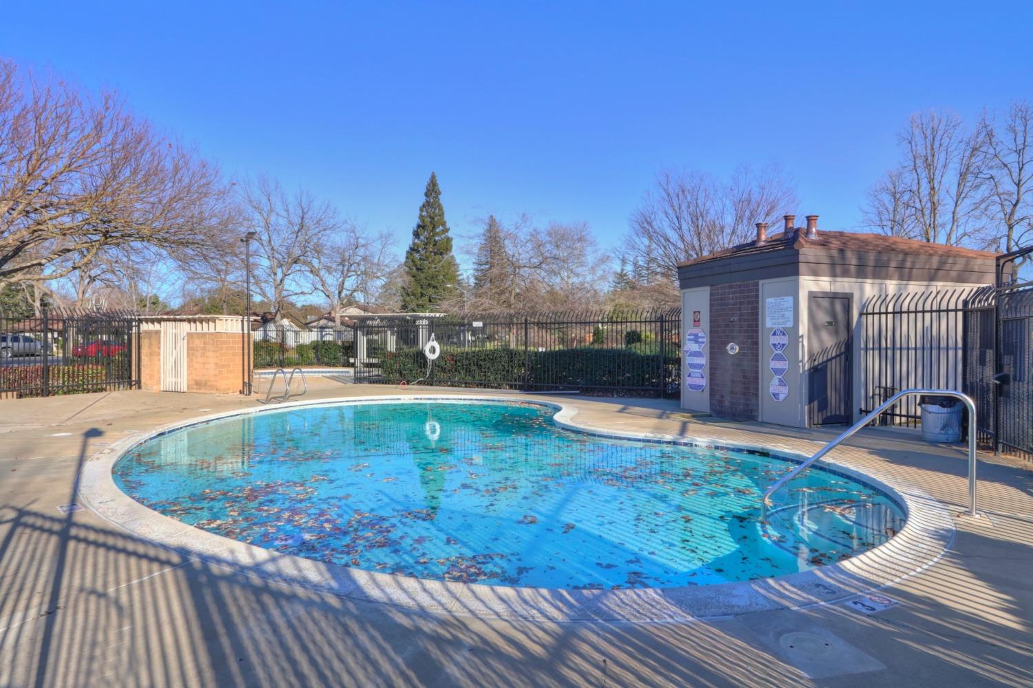 Sold, 3 Bedrooms, 2 Bathrooms, Townhouse, Briarwood Coloma, Rancho Cordova/Gold River, 2267 Autumnleaf Ln, Rancho Cordova, CA 95670-4203, Beth Christensen, Dunnigan Realtors, Top Agent