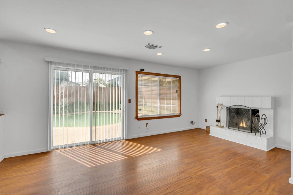 Sold, 4 Bedrooms, 2 Bathrooms, Single Family Home, Sacto Rosemont/College Grns/Mayhew, 9162 Caldera Way, Sacramento, CA 95826-4256, Beth Christensen, Dunnigan Realtors, Top Agent Sold, 4 Bedrooms, 2 Bathrooms, Single Family Home, Sacto Rosemont/College Grns/Mayhew, 9162 Caldera Way, Sacramento, CA 95826-4256, Beth Christensen, Dunnigan Realtors, Top Agent