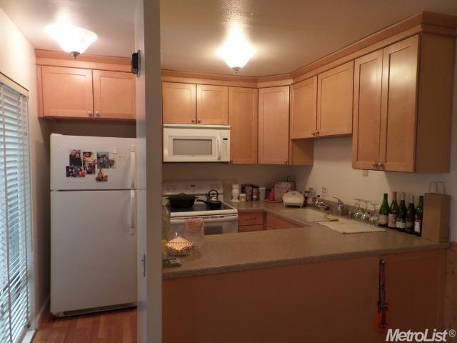 Sold, 2 Bedrooms, 1 Bathrooms, Condominium, Sacto Arden/Arcade Creek/Vicinity, 2229 Woodside Ln #4, Sacramento, CA 95825-8629, Beth Christensen, Dunnigan Realtors, Top Agent