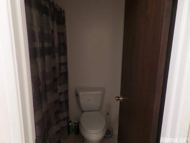 Sold, 2 Bedrooms, 1 Bathrooms, Condominium, Sacto Arden/Arcade Creek/Vicinity, 2229 Woodside Ln #4, Sacramento, CA 95825-8629, Beth Christensen, Dunnigan Realtors, Top Agent