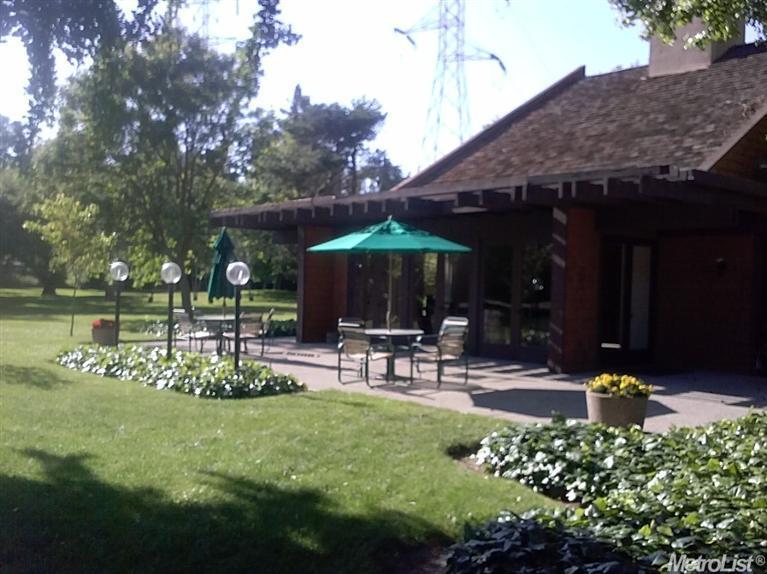 Sold, 2 Bedrooms, 1 Bathrooms, Condominium, Sacto Arden/Arcade Creek/Vicinity, 2229 Woodside Ln #4, Sacramento, CA 95825-8629, Beth Christensen, Dunnigan Realtors, Top Agent