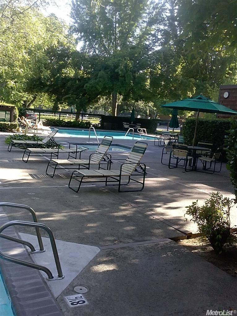 Sold, 2 Bedrooms, 1 Bathrooms, Condominium, Sacto Arden/Arcade Creek/Vicinity, 2229 Woodside Ln #4, Sacramento, CA 95825-8629, Beth Christensen, Dunnigan Realtors, Top Agent