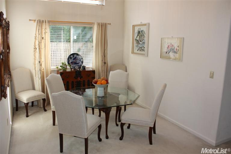 Sold, 4 Bedrooms, 3 Bathrooms, Single Family Home, Carmichael, 5416 Miriam Ct, Carmichael, CA 95608-4784, Beth Christensen, Dunnigan Realtors, Top Agent