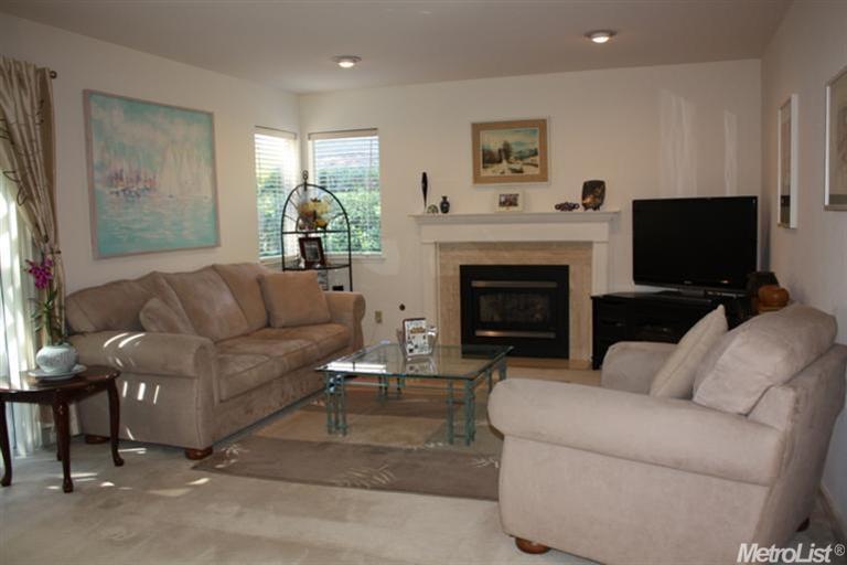 Sold, 4 Bedrooms, 3 Bathrooms, Single Family Home, Carmichael, 5416 Miriam Ct, Carmichael, CA 95608-4784, Beth Christensen, Dunnigan Realtors, Top Agent