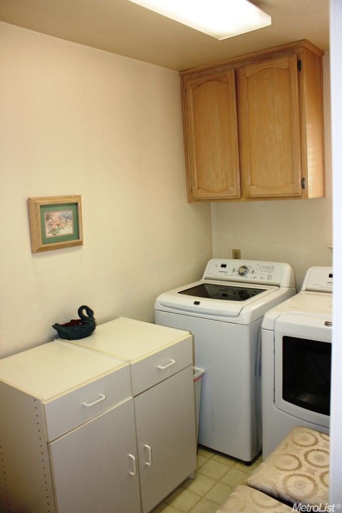 Sold, 4 Bedrooms, 3 Bathrooms, Single Family Home, Carmichael, 5416 Miriam Ct, Carmichael, CA 95608-4784, Beth Christensen, Dunnigan Realtors, Top Agent