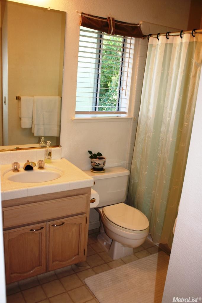 Sold, 4 Bedrooms, 3 Bathrooms, Single Family Home, Carmichael, 5416 Miriam Ct, Carmichael, CA 95608-4784, Beth Christensen, Dunnigan Realtors, Top Agent