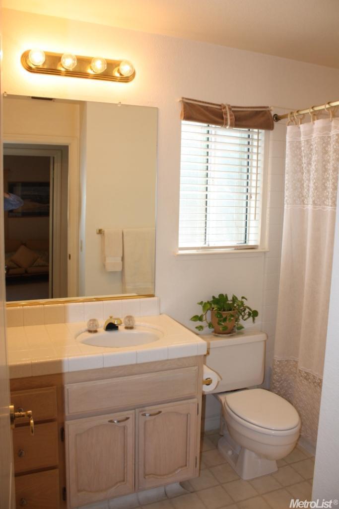 Sold, 4 Bedrooms, 3 Bathrooms, Single Family Home, Carmichael, 5416 Miriam Ct, Carmichael, CA 95608-4784, Beth Christensen, Dunnigan Realtors, Top Agent