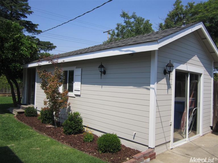 Sold, 2 Bedrooms, 1 Bathrooms, Single Family Home, East Sacramento & Vicinity, 2548 52nd St, Sacramento, CA 95817-1622, Beth Christensen, Dunnigan Realtors, Top Agent