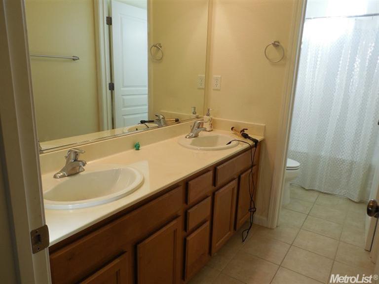 Sold, 3 Bedrooms, 2 Bathrooms, Condominium, No Sacto/Natomas/Del Paso Heights, 2580 W El Camino Ave #6101, Sacramento, CA 95833-3924, Beth Christensen, Dunnigan Realtors, Top Agent