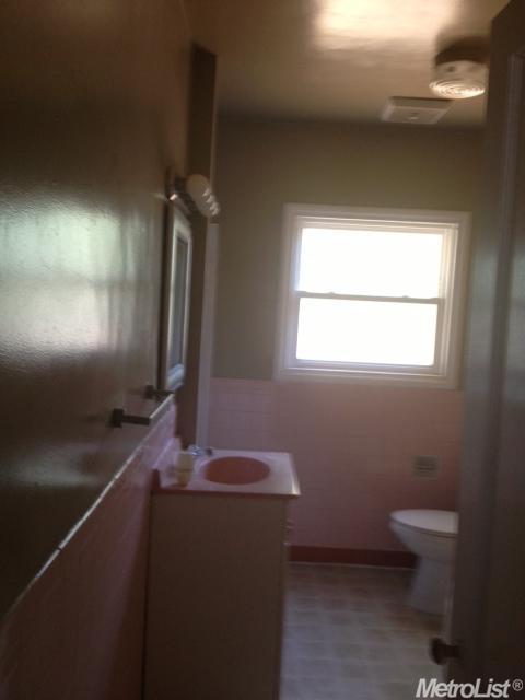 Sold, 3 Bedrooms, 1 Bathrooms, Single Family Home, Sacramento Elder Creek/Fruitridge, 2616 Sutterville, Sacramento, CA 95820, Beth Christensen, Dunnigan Realtors, Top Agent