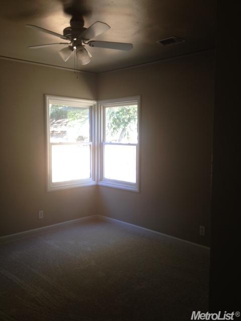 Sold, 3 Bedrooms, 1 Bathrooms, Single Family Home, Sacramento Elder Creek/Fruitridge, 2616 Sutterville, Sacramento, CA 95820, Beth Christensen, Dunnigan Realtors, Top Agent