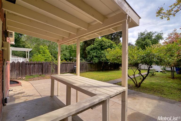 Sold, 3 Bedrooms, 2 Bathrooms, Single Family Home, Sacramento Downtown/Midtown, 2612 D St, Sacramento, CA 95816, Beth Christensen, Dunnigan Realtors, Top Agent
