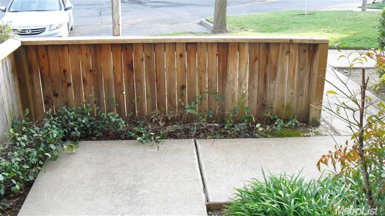 Sold, 1 Bedrooms, 1 Bathrooms, Condominium, Sacto Foothill Farms, 4344 Greenholme Dr #19, Sacramento, CA 95842-3056, Beth Christensen, Dunnigan Realtors, Top Agent