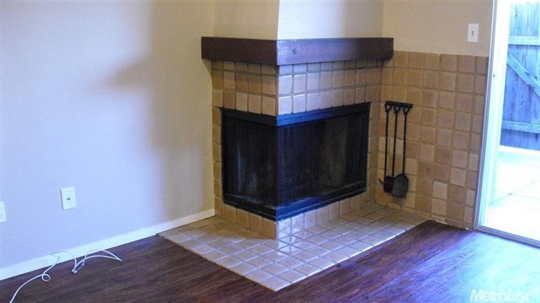 Sold, 1 Bedrooms, 1 Bathrooms, Condominium, Sacto Foothill Farms, 4344 Greenholme Dr #19, Sacramento, CA 95842-3056, Beth Christensen, Dunnigan Realtors, Top Agent