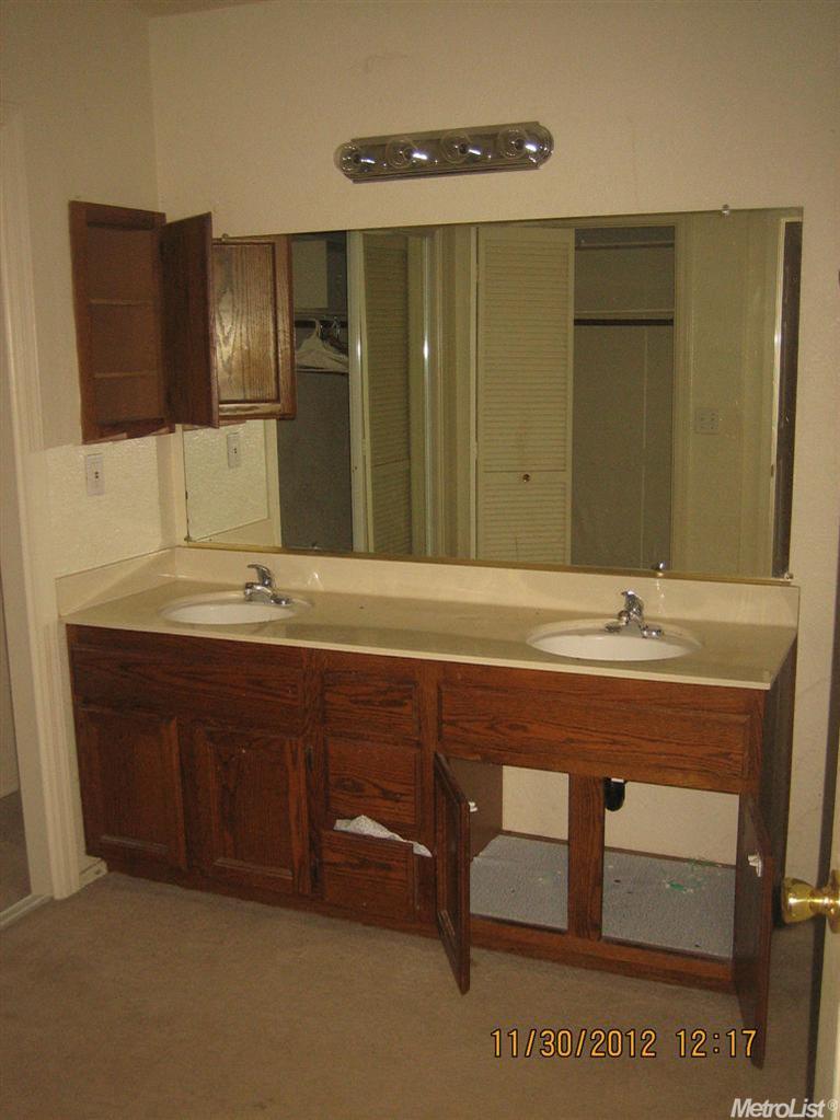 Sold, 3 Bedrooms, 2 Bathrooms, Single Family Home, No Sacto/Natomas/Del Paso Heights, 1570 Brewerton Dr, Sacramento, CA 95833-1986, Beth Christensen, Dunnigan Realtors, Top Agent