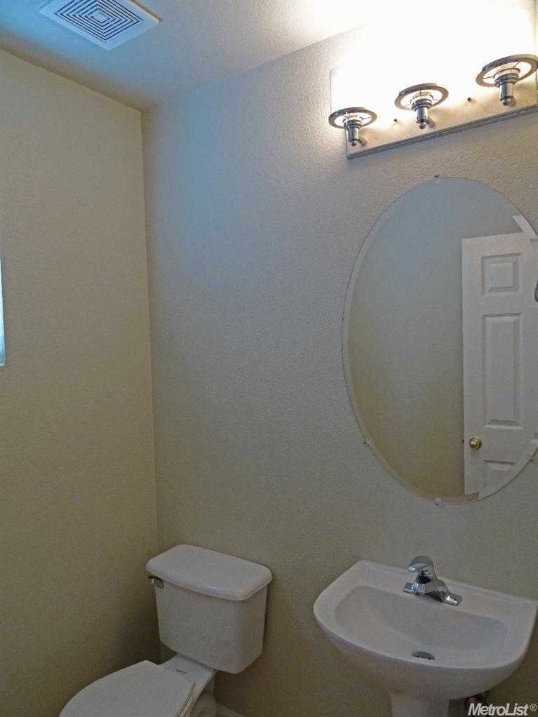 Sold, 3 Bedrooms, 2 Bathrooms, Single Family Home, No Sacto/Natomas/Del Paso Heights, 2857 Roseau Way, Sacramento, CA 95833-3585, Beth Christensen, Dunnigan Realtors, Top Agent