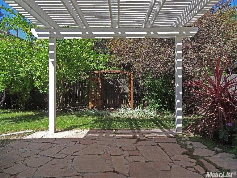 Sold, 3 Bedrooms, 2 Bathrooms, Single Family Home, No Sacto/Natomas/Del Paso Heights, 2857 Roseau Way, Sacramento, CA 95833-3585, Beth Christensen, Dunnigan Realtors, Top Agent