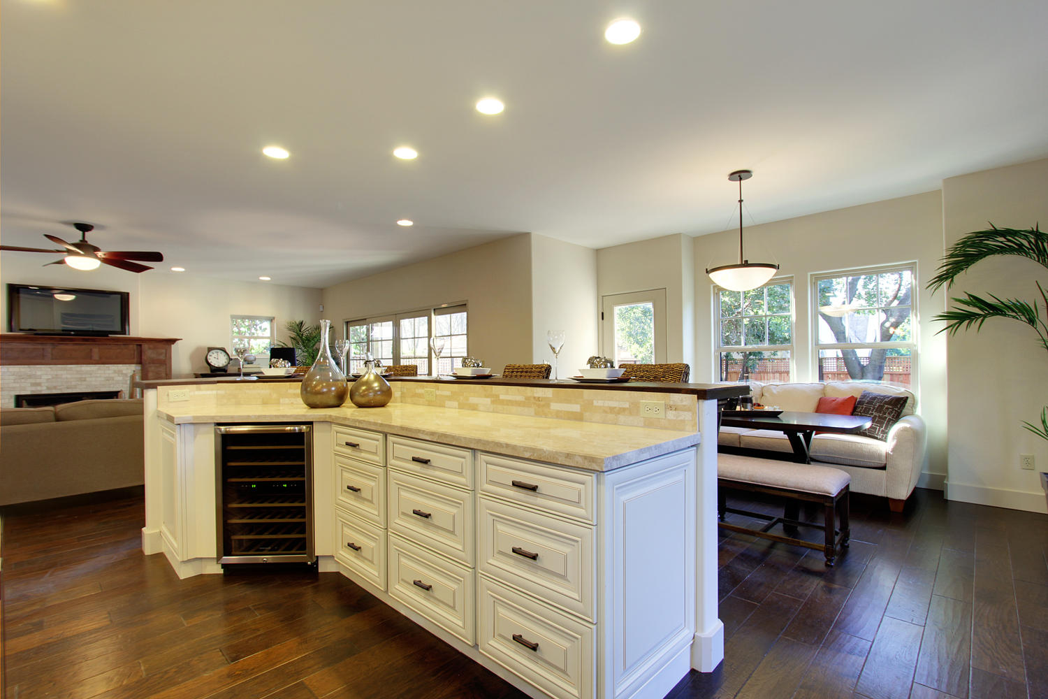 Dunnigan Realtors East Sac 5 Bedrooms, Single Family Home, Sold Listings, 40th Street, 4 Bathrooms, Listing ID 1066, Sacramento, Sacramento, California, United States, 95819,