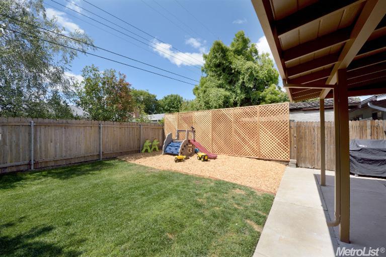 Sold, 4 Bedrooms, 2 Bathrooms, Single Family Home, Sacto So Land Park/Greenhaven, 1190 56th Ave, Sacramento, CA 95831-3168, Beth Christensen, Dunnigan Realtors, Top Agent