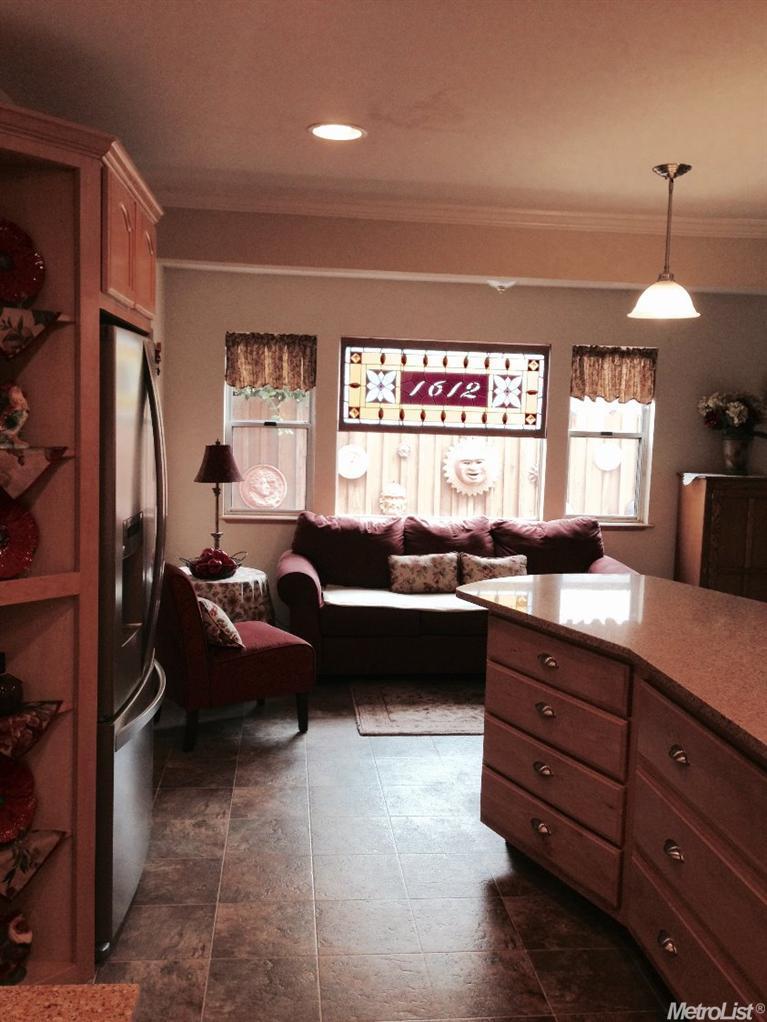 Sold, 2 Bedrooms, 1 Bathrooms, Single Family Home, West Sacramento S, 1165 Fallbrook St, West Sacramento, CA 95691, Beth Christensen, Dunnigan Realtors, Top Agent