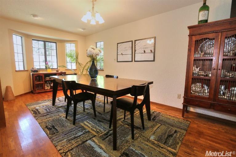 Sold, 3 Bedrooms, 2 Bathrooms, Single Family Home, Sacto So Land Park/Greenhaven, 6460 Driftwood St, Sacramento, CA 95831-1045, Beth Christensen, Dunnigan Realtors, Top Agent