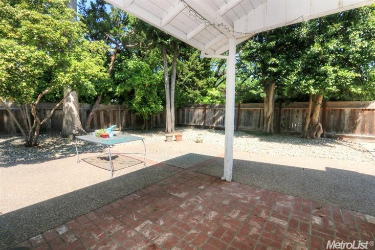 Sold, 3 Bedrooms, 2 Bathrooms, Single Family Home, Sacto So Land Park/Greenhaven, 6460 Driftwood St, Sacramento, CA 95831-1045, Beth Christensen, Dunnigan Realtors, Top Agent