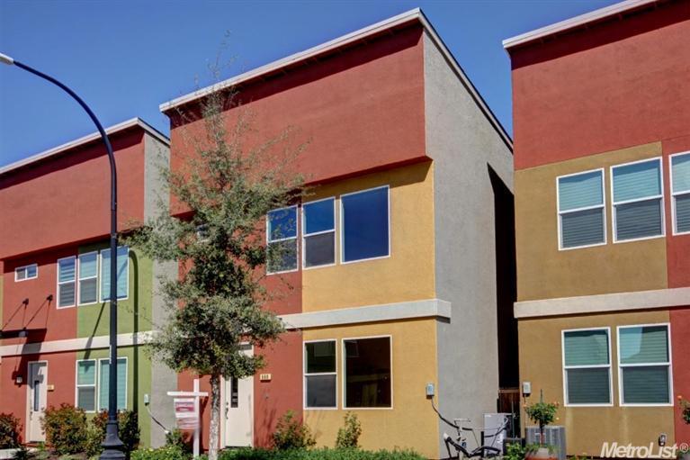 Sold, 2 Bedrooms, 2 Bathrooms, Single Family Home, West Sacramento S, 860 Silicon Ct, West Sacramento, CA 95691-2854, Beth Christensen, Dunnigan Realtors, Top Agent