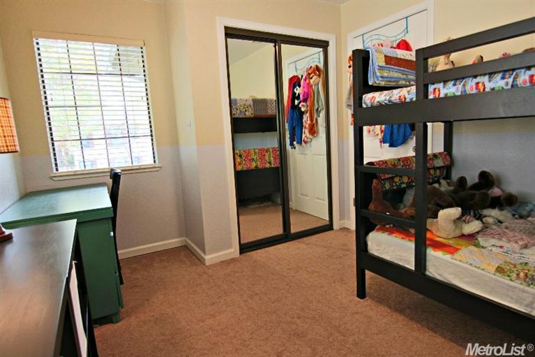 Sold, 2 Bedrooms, 1 Bathrooms, Condominium, Sacramento Downtown/Midtown, 2418 P St #A, Sacramento, CA 95816-6273, Beth Christensen, Dunnigan Realtors, Top Agent