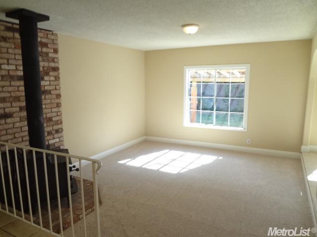 Sold, 3 Bedrooms, 2 Bathrooms, Single Family Home, Sacto Franklin/Freeport/Vicinity, 4624 Boyce Dr, Sacramento, CA 95823-4103, Beth Christensen, Dunnigan Realtors, Top Agent