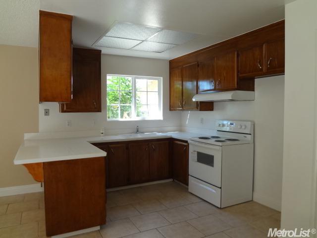 Sold, 3 Bedrooms, 2 Bathrooms, Single Family Home, Sacto Franklin/Freeport/Vicinity, 4624 Boyce Dr, Sacramento, CA 95823-4103, Beth Christensen, Dunnigan Realtors, Top Agent