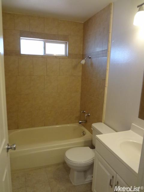 Sold, 3 Bedrooms, 2 Bathrooms, Single Family Home, Sacto Franklin/Freeport/Vicinity, 4624 Boyce Dr, Sacramento, CA 95823-4103, Beth Christensen, Dunnigan Realtors, Top Agent