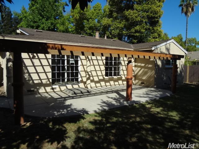 Sold, 3 Bedrooms, 2 Bathrooms, Single Family Home, Sacto Franklin/Freeport/Vicinity, 4624 Boyce Dr, Sacramento, CA 95823-4103, Beth Christensen, Dunnigan Realtors, Top Agent