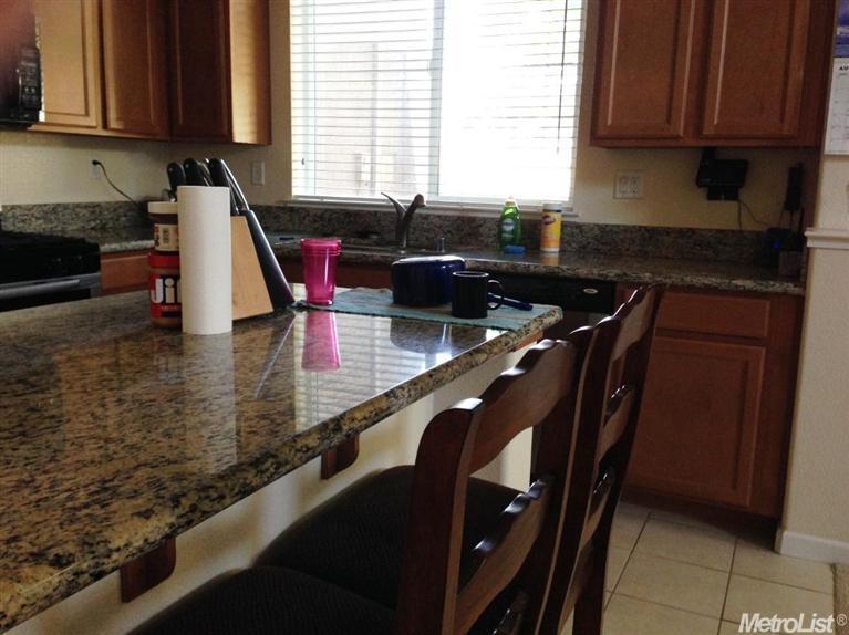 Sold, 3 Bedrooms, 2 Bathrooms, Condominium, No Sacto/Natomas/Del Paso Heights, 2580 W El Camino Ave #9101, Sacramento, CA 95833-3928, Beth Christensen, Dunnigan Realtors, Top Agent