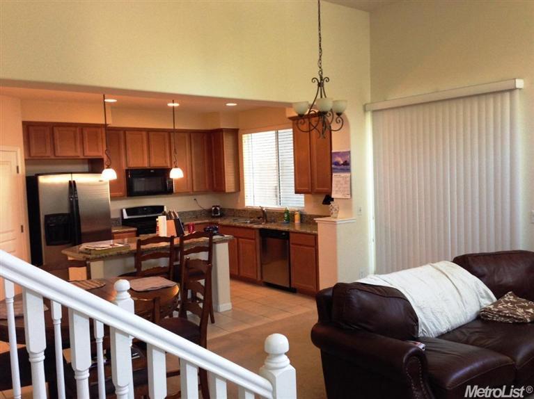 Sold, 3 Bedrooms, 2 Bathrooms, Condominium, No Sacto/Natomas/Del Paso Heights, 2580 W El Camino Ave #9101, Sacramento, CA 95833-3928, Beth Christensen, Dunnigan Realtors, Top Agent