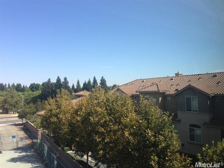 Sold, 3 Bedrooms, 2 Bathrooms, Condominium, No Sacto/Natomas/Del Paso Heights, 2580 W El Camino Ave #9101, Sacramento, CA 95833-3928, Beth Christensen, Dunnigan Realtors, Top Agent