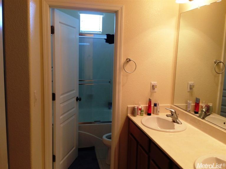 Sold, 3 Bedrooms, 2 Bathrooms, Condominium, No Sacto/Natomas/Del Paso Heights, 2580 W El Camino Ave #9101, Sacramento, CA 95833-3928, Beth Christensen, Dunnigan Realtors, Top Agent