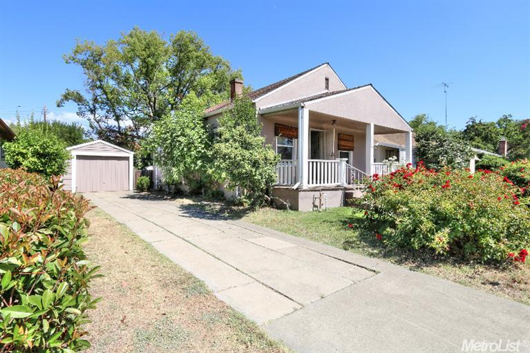 Sold, 2 Bedrooms, 1 Bathrooms, Single Family Home, East Sacramento & Vicinity, 2617 52nd St, Sacramento, CA 95817, Beth Christensen, Dunnigan Realtors, Top Agent