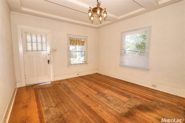 Sold, 2 Bedrooms, 1 Bathrooms, Single Family Home, East Sacramento & Vicinity, 2617 52nd St, Sacramento, CA 95817, Beth Christensen, Dunnigan Realtors, Top Agent