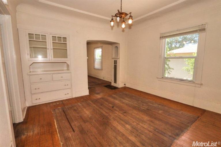 Sold, 2 Bedrooms, 1 Bathrooms, Single Family Home, East Sacramento & Vicinity, 2617 52nd St, Sacramento, CA 95817, Beth Christensen, Dunnigan Realtors, Top Agent
