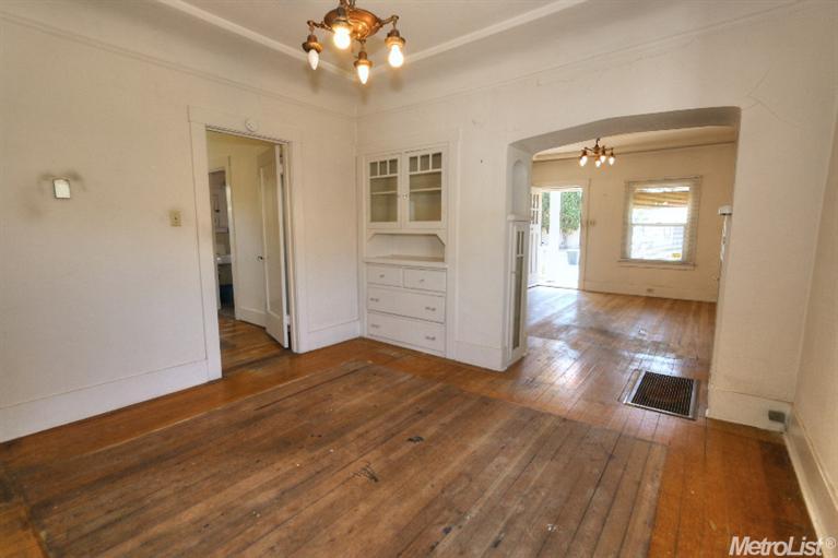 Sold, 2 Bedrooms, 1 Bathrooms, Single Family Home, East Sacramento & Vicinity, 2617 52nd St, Sacramento, CA 95817, Beth Christensen, Dunnigan Realtors, Top Agent