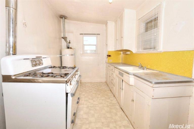 Sold, 2 Bedrooms, 1 Bathrooms, Single Family Home, East Sacramento & Vicinity, 2617 52nd St, Sacramento, CA 95817, Beth Christensen, Dunnigan Realtors, Top Agent