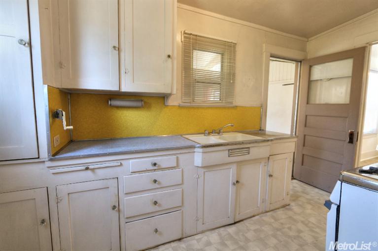 Sold, 2 Bedrooms, 1 Bathrooms, Single Family Home, East Sacramento & Vicinity, 2617 52nd St, Sacramento, CA 95817, Beth Christensen, Dunnigan Realtors, Top Agent