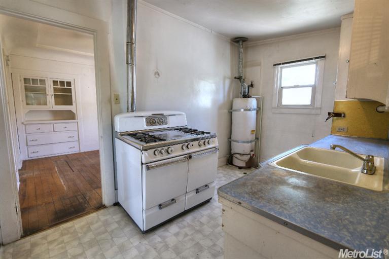 Sold, 2 Bedrooms, 1 Bathrooms, Single Family Home, East Sacramento & Vicinity, 2617 52nd St, Sacramento, CA 95817, Beth Christensen, Dunnigan Realtors, Top Agent