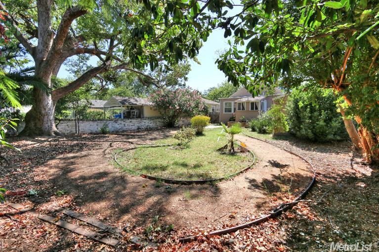 Sold, 2 Bedrooms, 1 Bathrooms, Single Family Home, East Sacramento & Vicinity, 2617 52nd St, Sacramento, CA 95817, Beth Christensen, Dunnigan Realtors, Top Agent