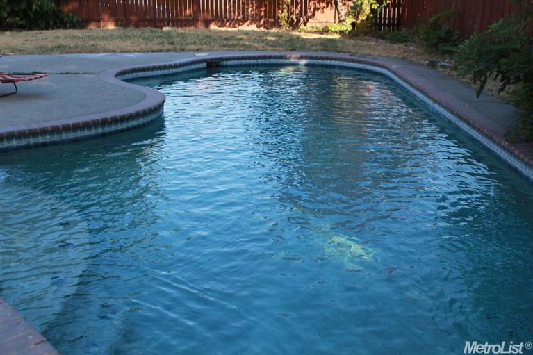 Sold, 4 Bedrooms, 2 Bathrooms, Single Family Home, North Highlands& Vicinity, 6429 Longdale Dr, North Highlands, CA 95660-3938, Beth Christensen, Dunnigan Realtors, Top Agent
