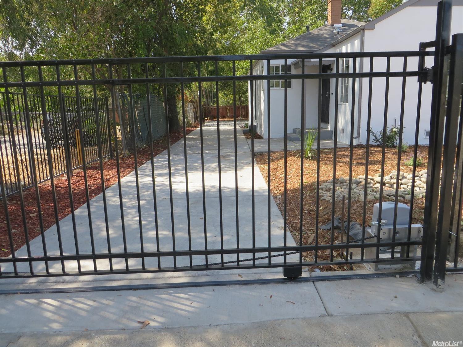 Sold, 2 Bedrooms, 1 Bathrooms, Single Family Home, Sacramento Elder Creek/Fruitridge, 3816 Martin Luther King Jr Blvd, Sacramento, CA 95820-1304, Beth Christensen, Dunnigan Realtors, Top Agent
