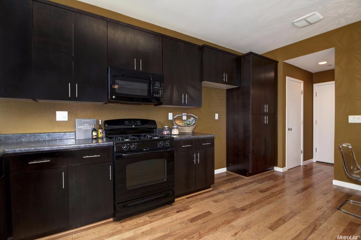 Sold, 2 Bedrooms, 2 Bathrooms, Single Family Home, West Sacramento S, 851 Graphite Ln, West Sacramento, CA 95691, Beth Christensen, Dunnigan Realtors, Top Agent