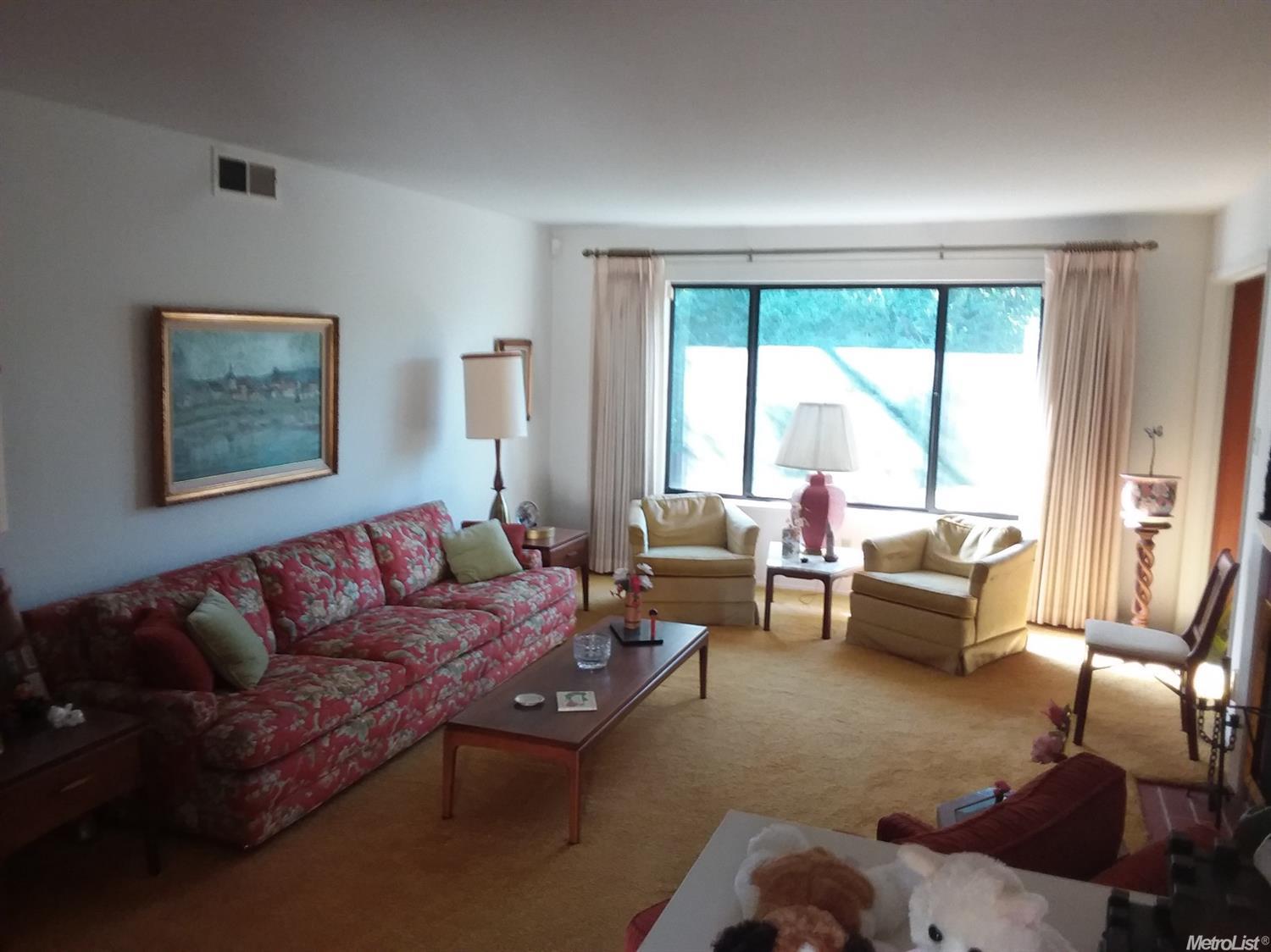 Sold, 3 Bedrooms, 2 Bathrooms, Single Family Home, Sacto South Land Park/Greenhaven, 7070 16th St, Sacramento, CA 95822-4210, Beth Christensen, Dunnigan Realtors, Top Agent Sold, 3 Bedrooms, 2 Bathrooms, Single Family Home, Sacto South Land Park/Greenhaven, 7070 16th St, Sacramento, CA 95822-4210, Beth Christensen, Dunnigan Realtors, Top Agent