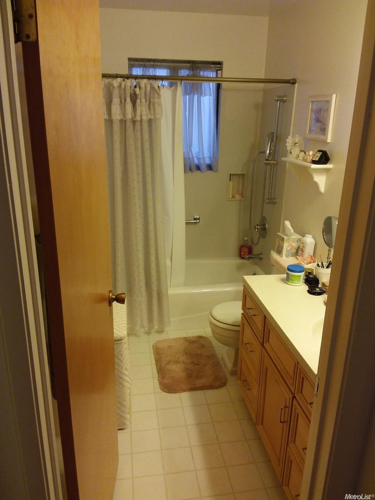 Sold, 3 Bedrooms, 2 Bathrooms, Single Family Home, Sacto South Land Park/Greenhaven, 7070 16th St, Sacramento, CA 95822-4210, Beth Christensen, Dunnigan Realtors, Top Agent Sold, 3 Bedrooms, 2 Bathrooms, Single Family Home, Sacto South Land Park/Greenhaven, 7070 16th St, Sacramento, CA 95822-4210, Beth Christensen, Dunnigan Realtors, Top Agent