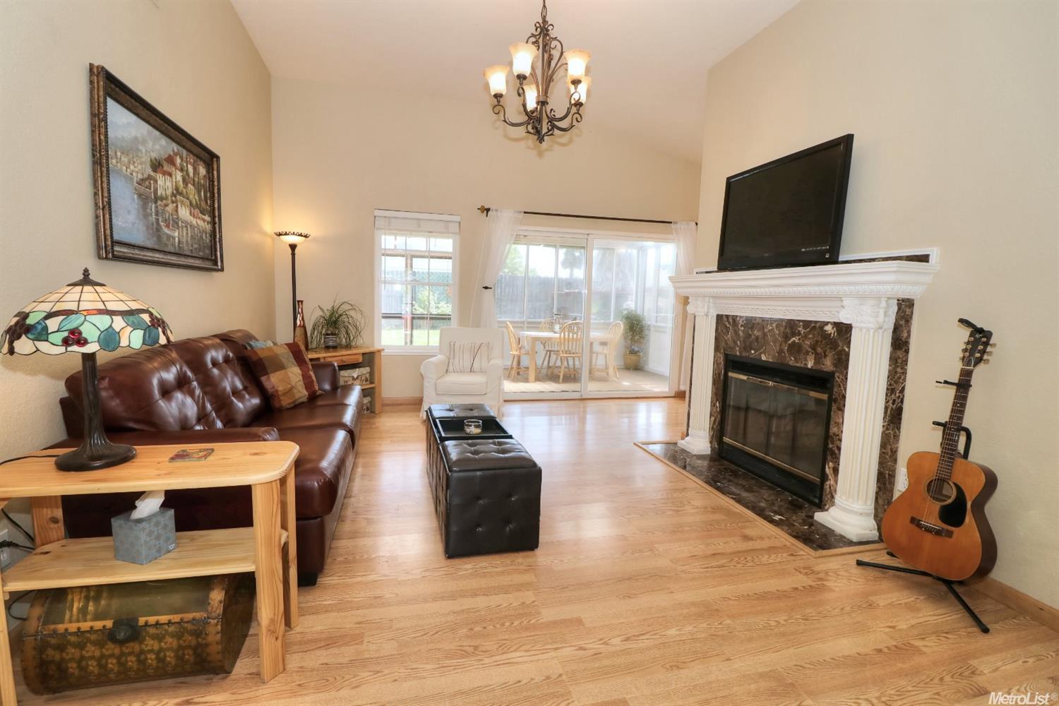 Sold, 2 Bedrooms, 2 Bathrooms, Single Family Home, Sacto Foothill Farms, 5926 Crowder Way, Sacramento, CA 95842-3064, Beth Christensen, Dunnigan Realtors, Top Agent Sold, 2 Bedrooms, 2 Bathrooms, Single Family Home, Sacto Foothill Farms, 5926 Crowder Way, Sacramento, CA 95842-3064, Beth Christensen, Dunnigan Realtors, Top Agent